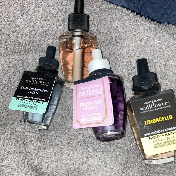 Bath & Body Works Other - 4 Bath & Body Works Wallflower Scents
